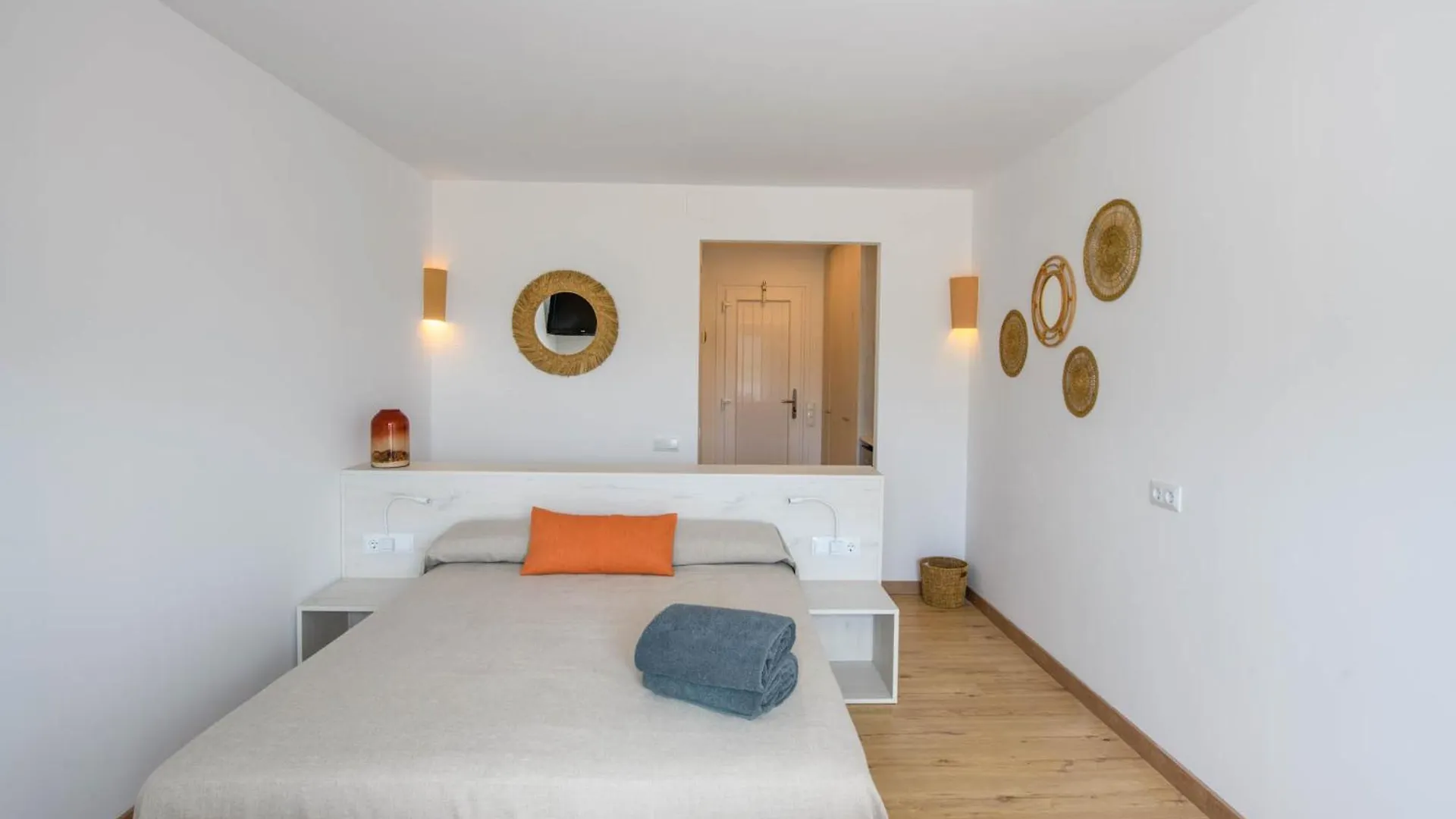Carpe Diem Cadaques Aparthotel